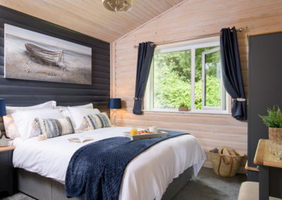Lodge Exterior | Bedroom